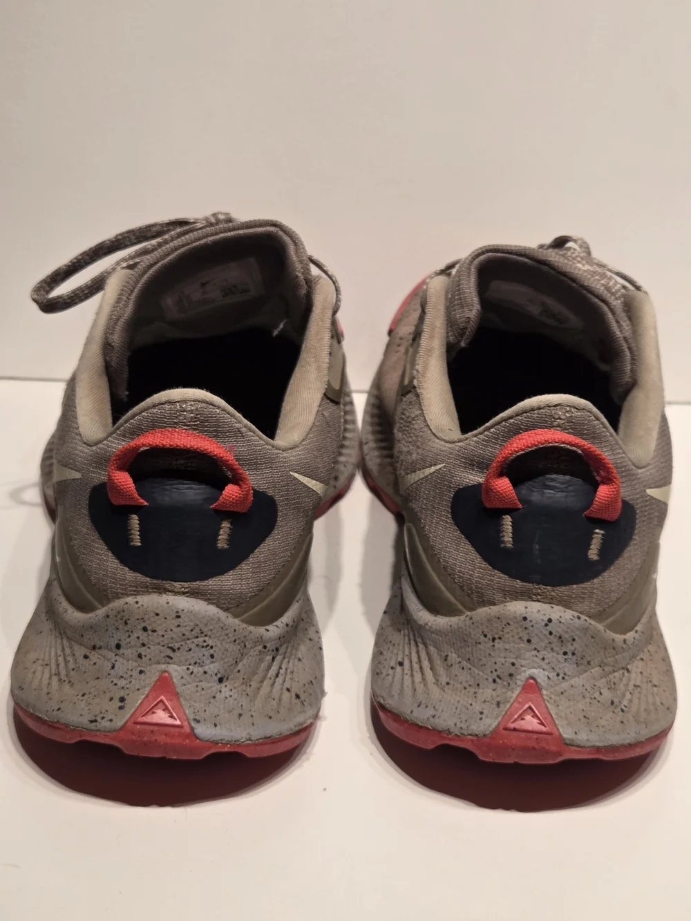 Nike Pegasus Trail 3 Shoes Mens Size 11 Beige Trail Running Sneakers